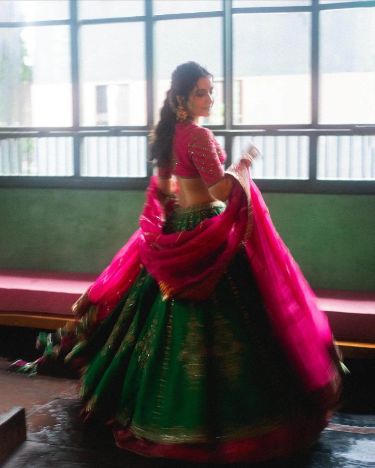 Fashion Face-Off: Raashii Khanna vs Shriya Saran; Who Slayed the Lehenga Look Better? 970101