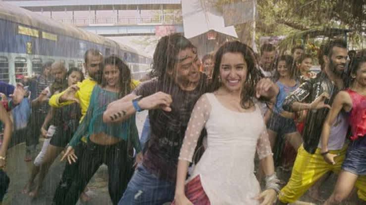 From Khwab Dekhe to Cham Cham & More: Monali Thakur’s Songs and Voice That Defines Every Mood 968240