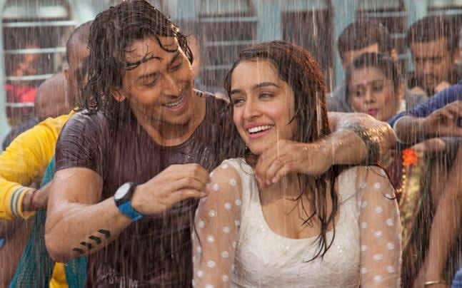 From Khwab Dekhe to Cham Cham & More: Monali Thakur’s Songs and Voice That Defines Every Mood 968241