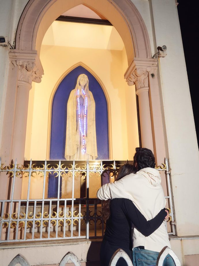 From Screen to Soul: Ahaan Pandey and Aneet Padda Visit Mount Mary Church 966805