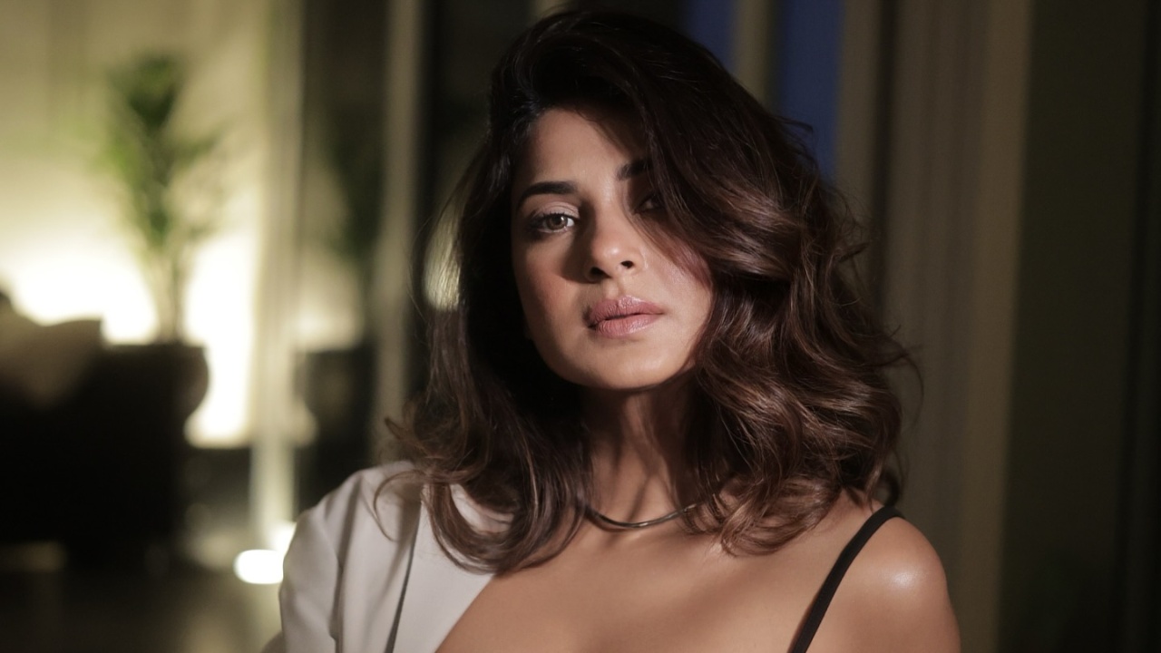 Jennifer Winget’s Chic look Leaves Fans Swooning 966725