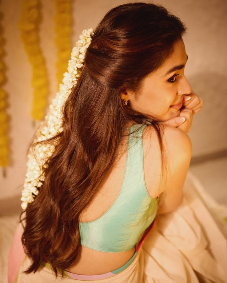 Krithi Shetty Radiates Grace in Traditional Attire for Onam Celebrations 966586