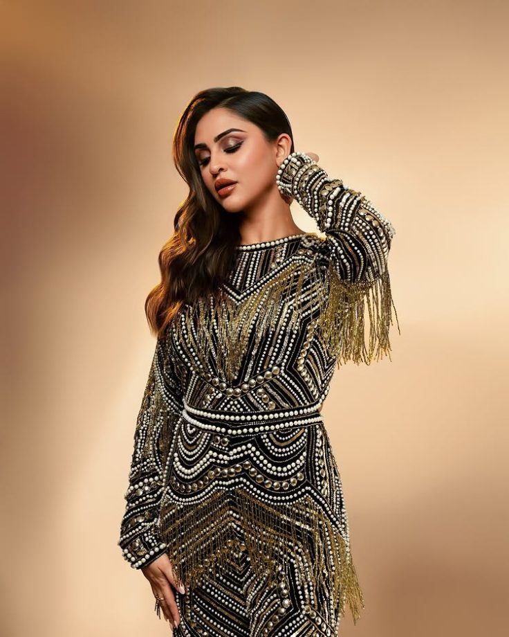 Krystle D'Souza Stuns in a Glimmering Golden Gown 969108