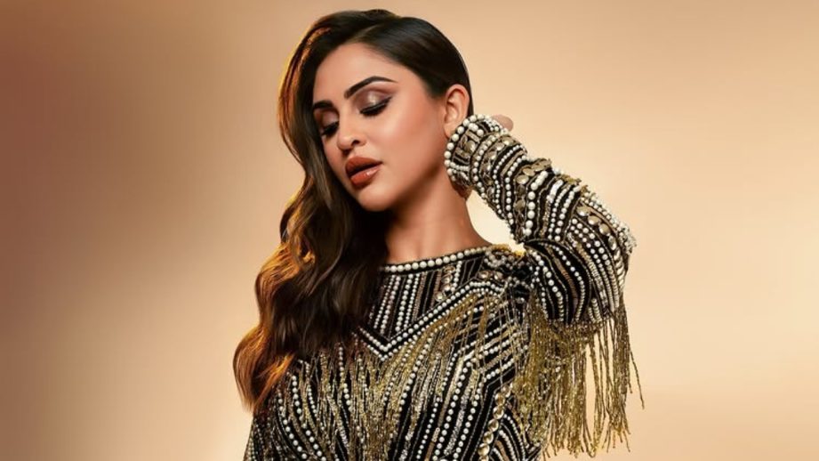 Krystle D'Souza Stuns in a Glimmering Golden Gown 969106