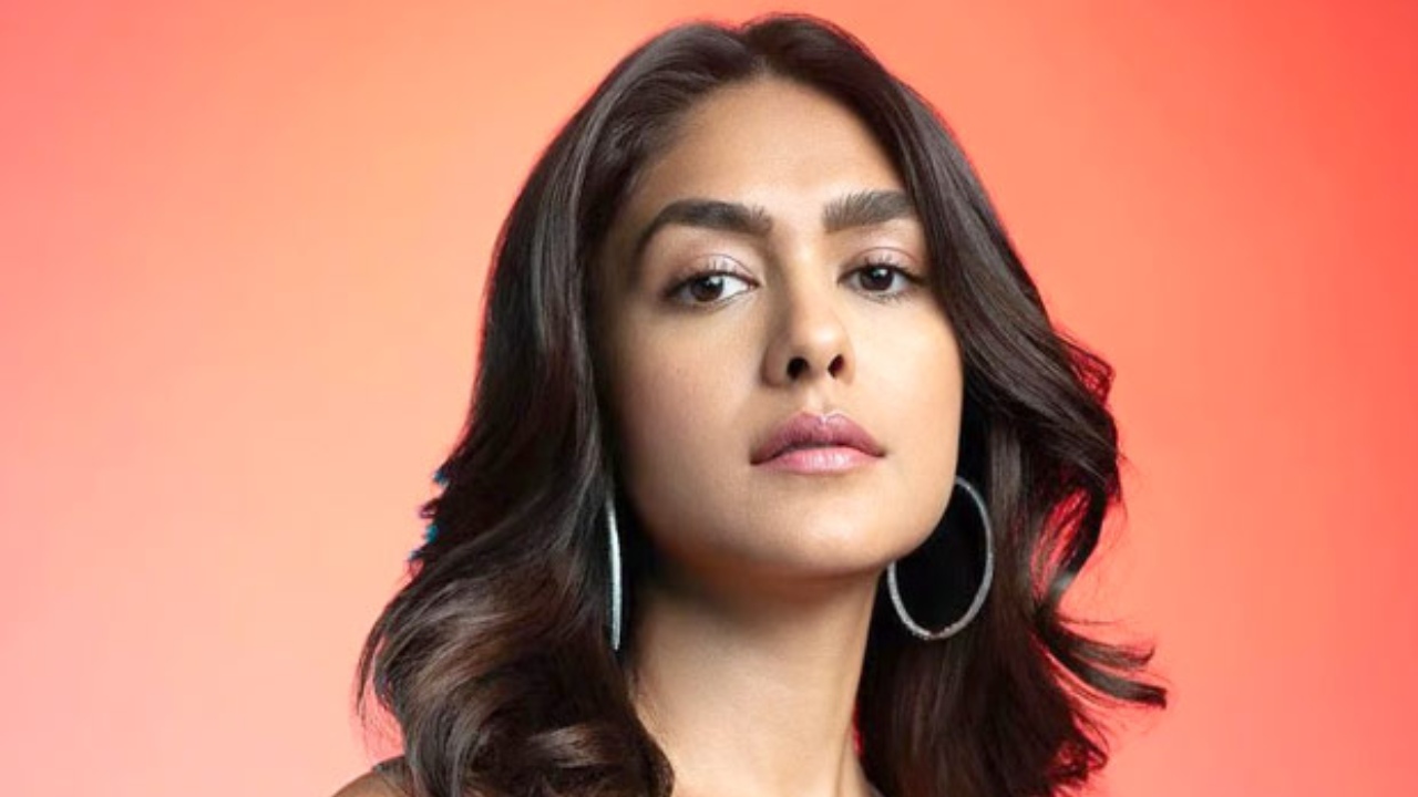 Mrunal Thakur Faces Backlash for ‘Mean Girl’ Remarks in Interview 965843