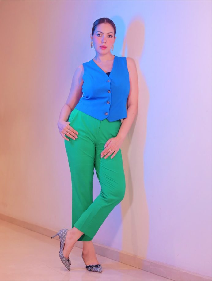 Munmun Dutta Makes a Statement in Colour: Basics but Make It Colourful 968988
