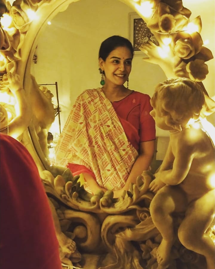 Navratri Special: Take Festive Ethnic Inspiration from Mona Singh’s Vibrant Wardrobe 968724