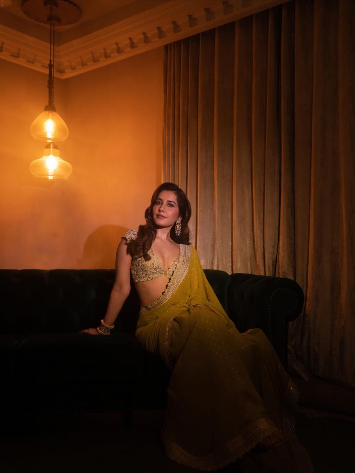 Raashii Khanna Gives a Bold Spin to Saree Draping with Sensuous Blouse 969614