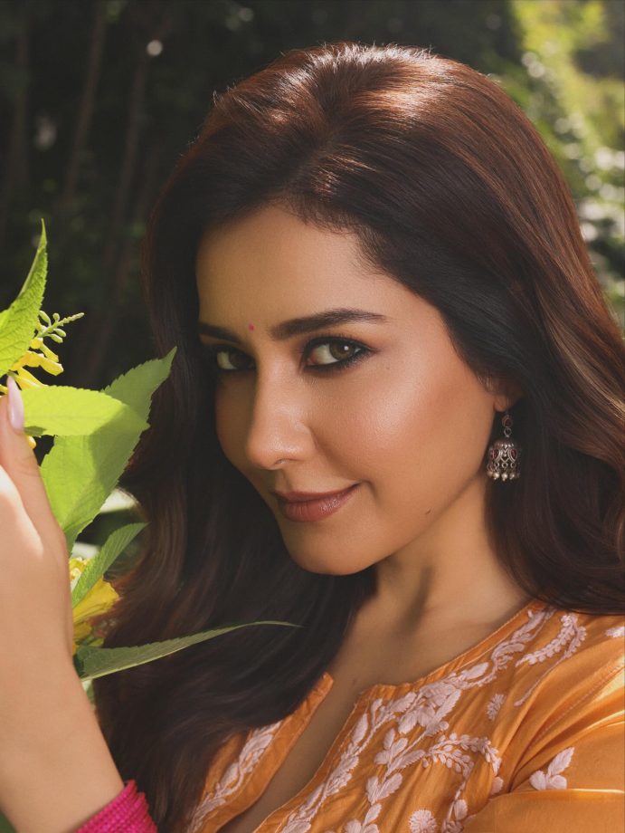 Raashii Khanna Radiates Elegance in Bright Orange Kurta as She Begins Telusu kada Promotions 969212