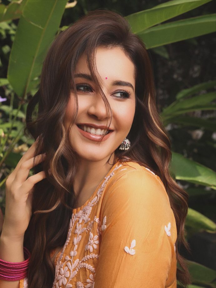 Raashii Khanna Radiates Elegance in Bright Orange Kurta as She Begins Telusu kada Promotions 969214