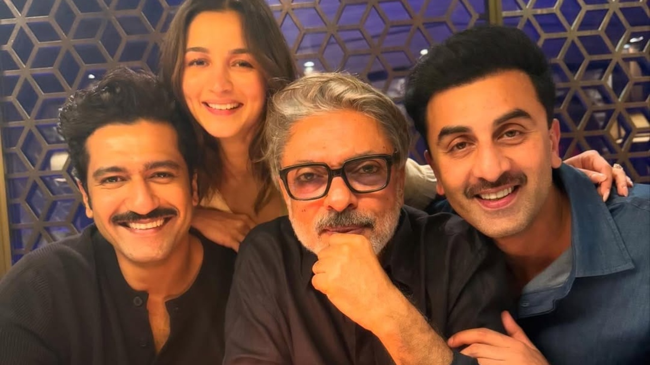 Ranbir Kapoor and Vicky Kaushal: Two biggest ₹500 Cr. superstars, coming together with a ₹1000 Cr. phenomenon in Sanjay Leela Bhansali's Love & War! 969822