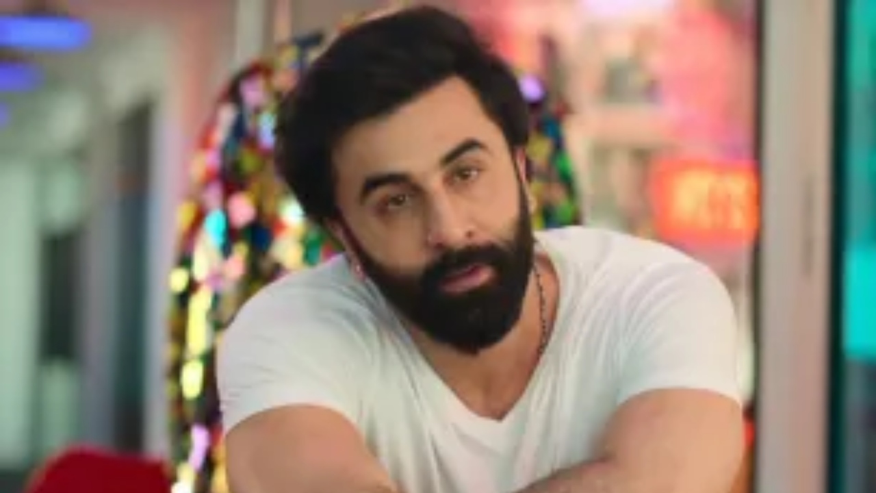 Ranbir Kapoor, Netflix Face NHRC Heat Over E-Cigarette Scene In Ba**ds of Bollywood 969496
