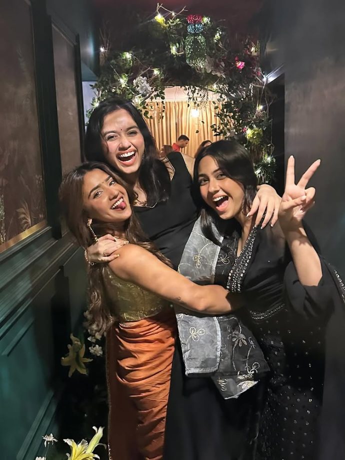 Reem Shaikh’s Heartwarming Post with Besties Roshni Walia and Jannat Zubair 966059