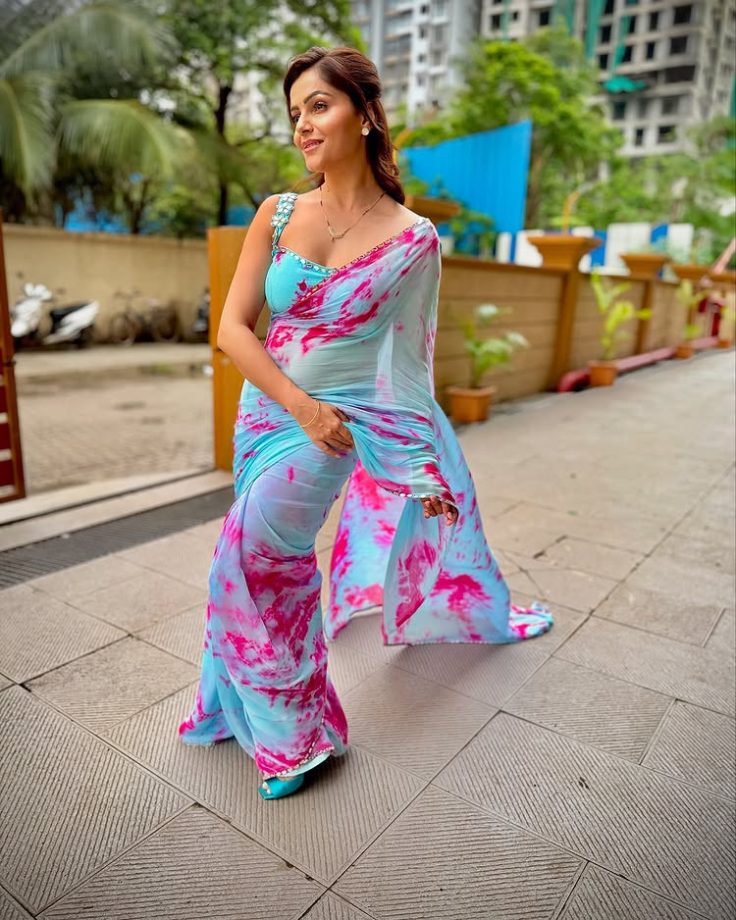 Rubina Dilaik’s Style Statement in a Sari with a Splash of Colors 966855