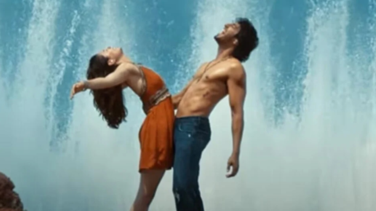 Saiyaara Box Office Collection Day 52: Worldwide crosses 570 crores, becomes a Blockbuster 967169