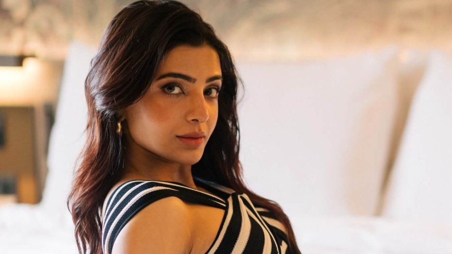 Samantha Ruth Prabhu's Stunning Vision in Stripes 968012