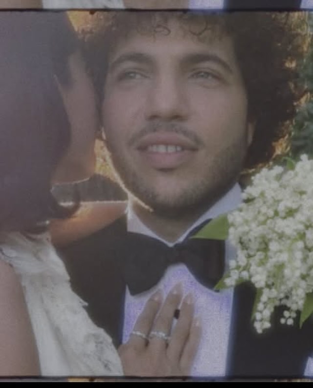 Selena Gomez And Benny Blanco Seal Their Love In Dreamy California Wedding 970561