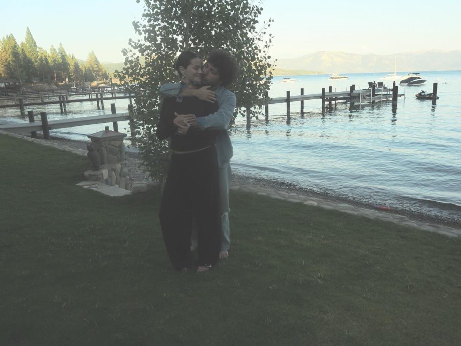 Selena Gomez Enjoys Romantic Lakeside Getaway with Fiancé Benny Blanco Ahead of Their Wedding 966021