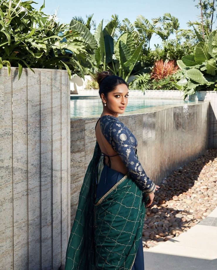 South Divas Turning Heads with Bold Backless Blouse Fashion 969179