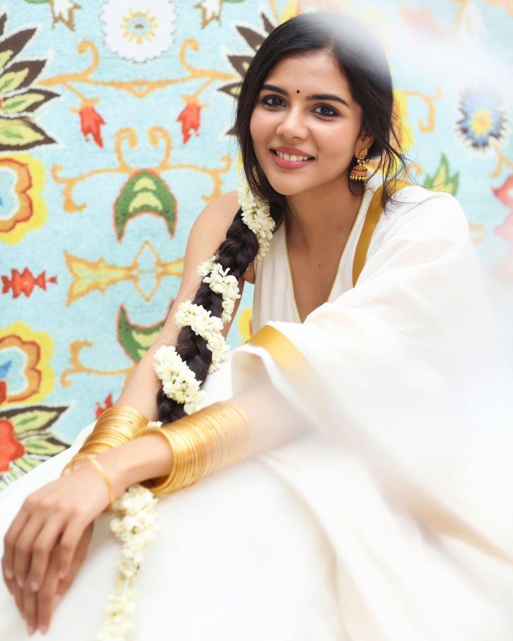 South Indian Stars in Kasavu Sarees for Onam 2025 965781