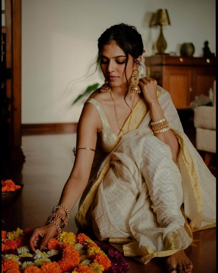 South Indian Stars in Kasavu Sarees for Onam 2025 965784