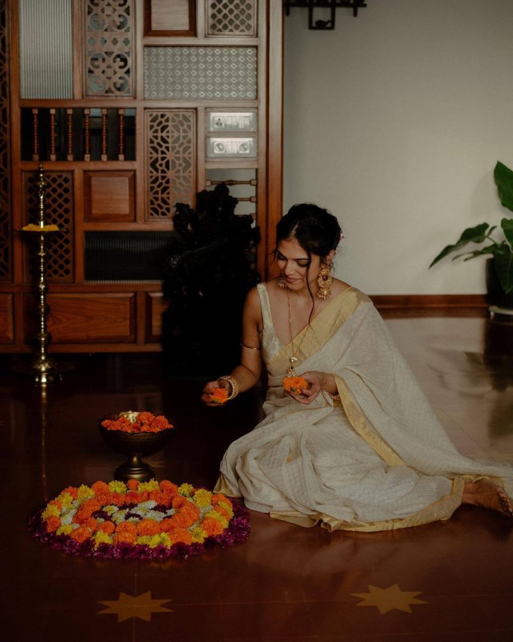 South Indian Stars in Kasavu Sarees for Onam 2025 965786