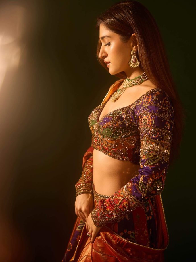 Sumbul Touqeer vs Nidhi Shah: A Navratri Fashion Face-Off 970340