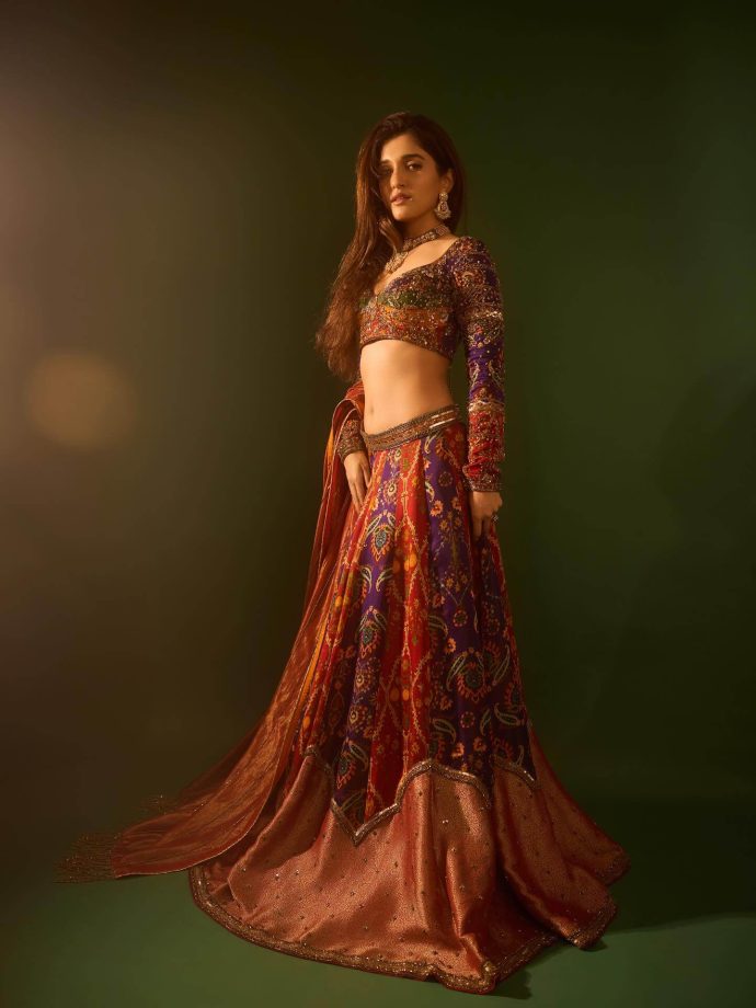 Sumbul Touqeer vs Nidhi Shah: A Navratri Fashion Face-Off 970346