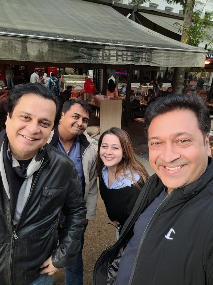 Vasudha actor Sachin Parikh back from UK and Europe tour for his comedy play 'Stand Up Mr Khurana'; to return to the show soon 968605