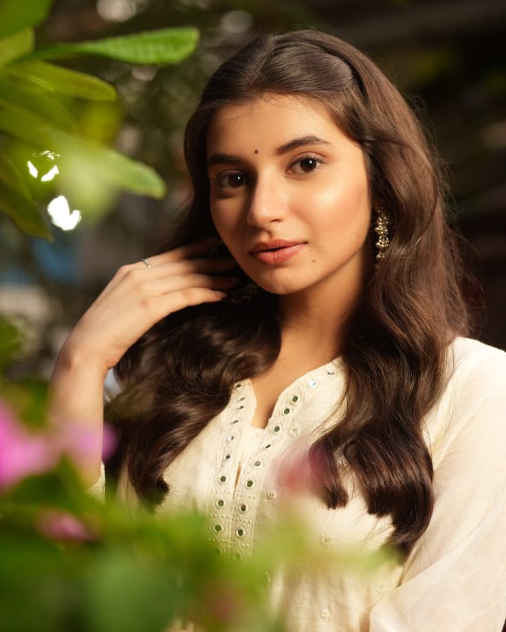 Yesha Harsora To Sayantani Ghosh: These Stars Join Zee TV's Upcoming Show Jagadhatri 968939