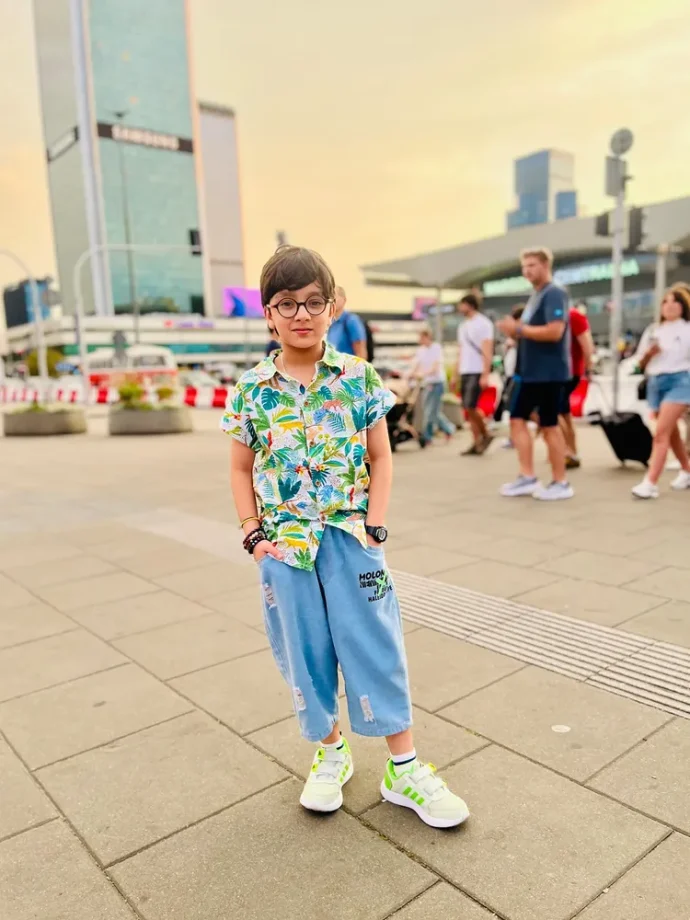 YRKKH & Bhagya Lakshmi Fame Shreyansh Kaurav Bags Role In SRK's King, Shares Poland Shooting Sneak Peek 967440