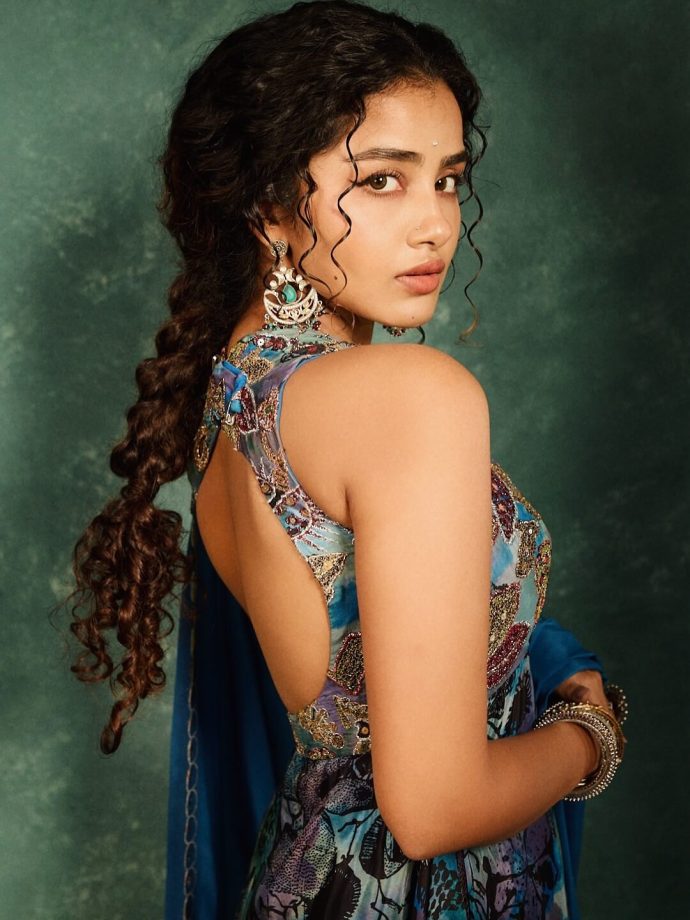 Anupama Parameswaran and Priya Varrier Set Fashion Goals in Designer Ensembles for Diwali 971585