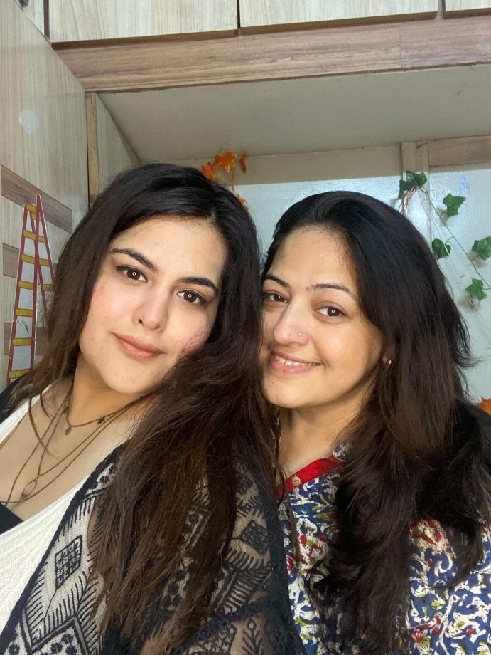 Anupamaa's Ishita Dixit Pens Emotional Birthday Wish For Her Mom, Promises To Uphold Her Upbringing 974426