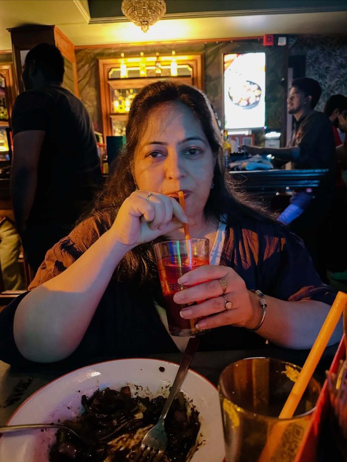 Anupamaa's Ishita Dixit Pens Emotional Birthday Wish For Her Mom, Promises To Uphold Her Upbringing 974421