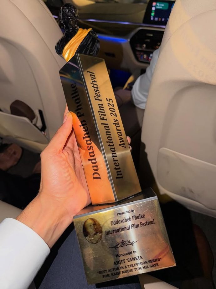 Arjit Taneja Wins Dadasaheb Phalke Award for Best Actor In Television Series for Zee TV’s ‘Kaise Mujhe Tum Mil Gayi’ 974466