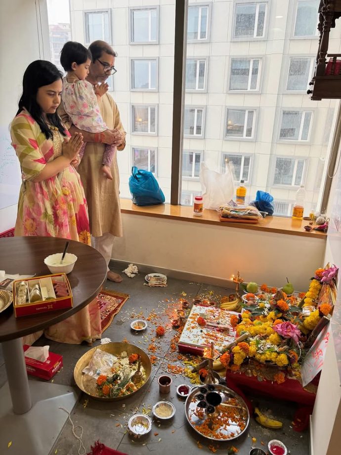 Arunabh Kumar Pens a Heartfelt Note this Diwali as he Celebrates with family and his Daughter who made her First Rangoli! 973517