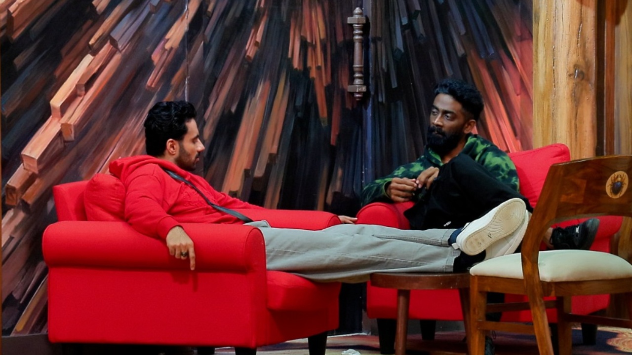 Bigg Boss 19: Pranit & Abhishek On Baseer’s Relationships – “No Real Connection”   971097