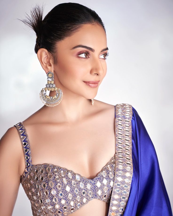 Happy Birthday Rakul Preet Singh! 10 Times She Stunned Us With Her Most Beautiful and Desirable Looks 971956