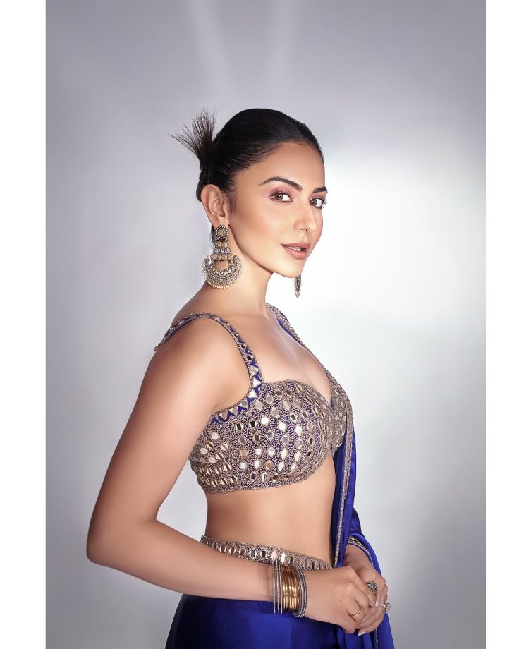 Happy Birthday Rakul Preet Singh! 10 Times She Stunned Us With Her Most Beautiful and Desirable Looks 971957