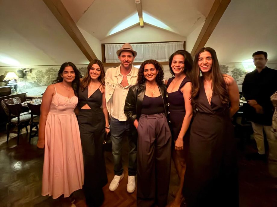 Hrithik Roshan Shares Stunning Moments From His Exclusive Meetup With Prime Video's Storm Team 972338