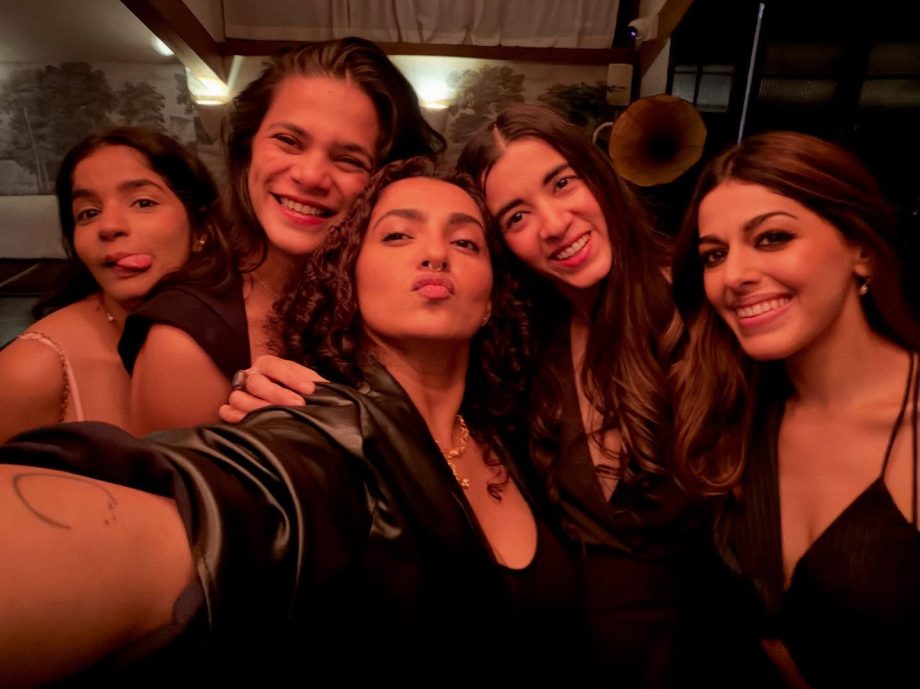 Hrithik Roshan Shares Stunning Moments From His Exclusive Meetup With Prime Video's Storm Team 972342