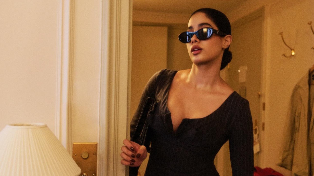Janhvi Kapoor’s Vintage-Inspired Look Is Dark, Dramatic & Divine 972093