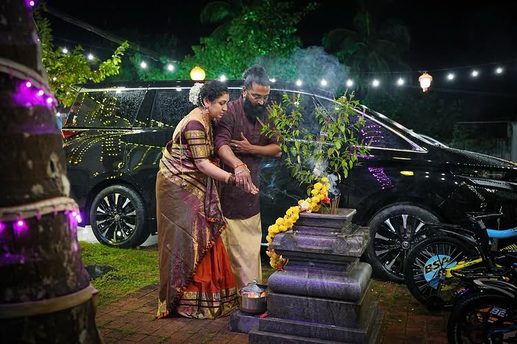 Kantara Star Rishab Shetty Lights Up Diwali With Family 973833