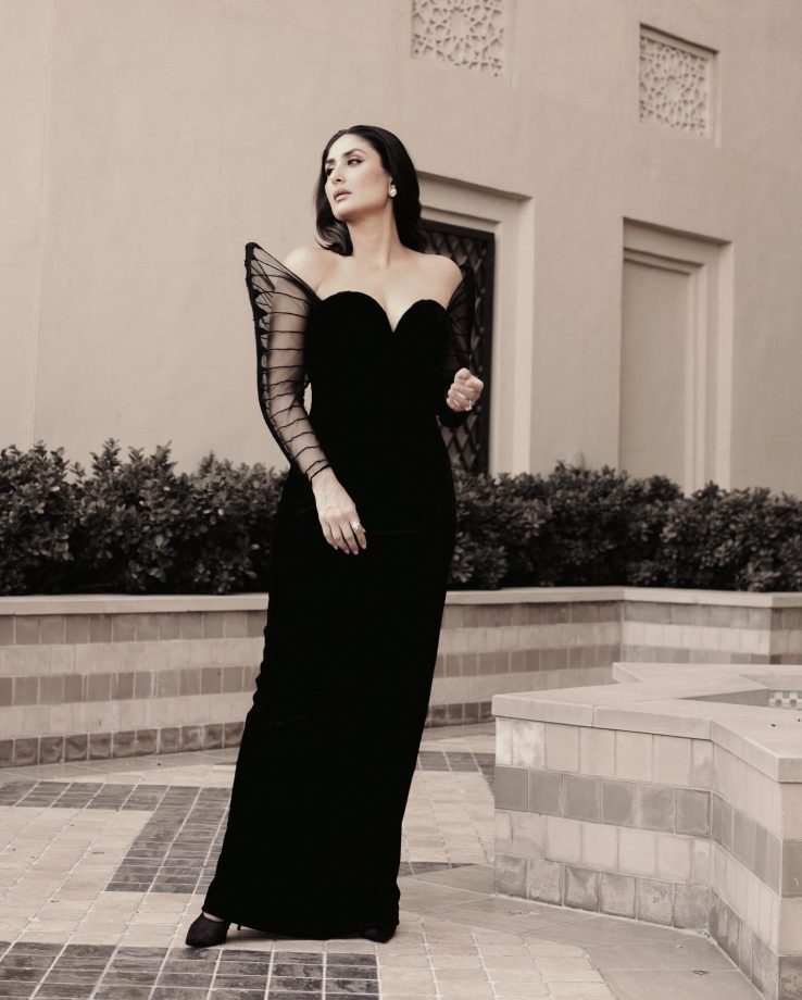 Kareena Kapoor's Big Bold Beautiful Look in Black Corset Gown and Sheer Sleeves 972004