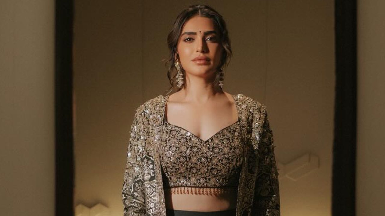 Karishma Tanna Defines Luxury in Black and Gold 972243