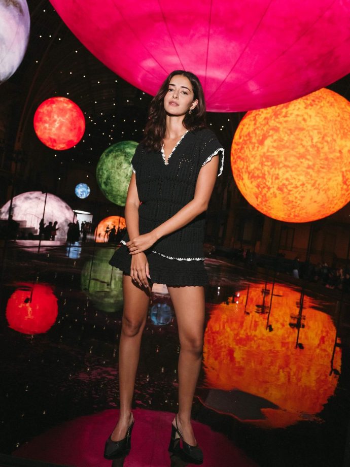 Paris Fashion Week 2025: Ananya Panday vs. Janhvi Kapoor – Who Ruled the Mini Skirt Moment? 971534