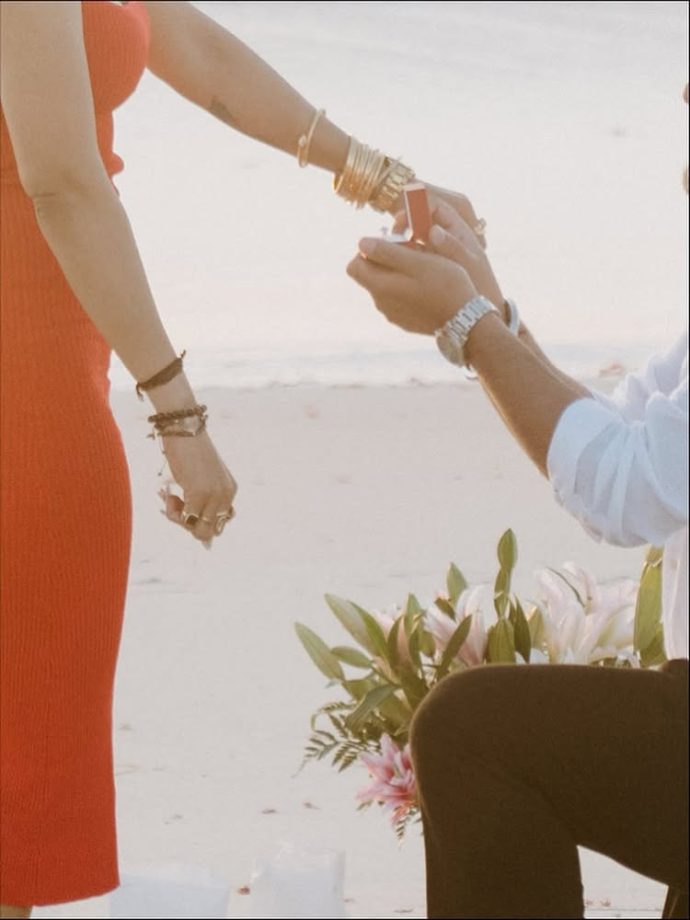 Pavitra Punia Announces Engagement, Shares Romantic Pics With Mystery Fiancé 973268