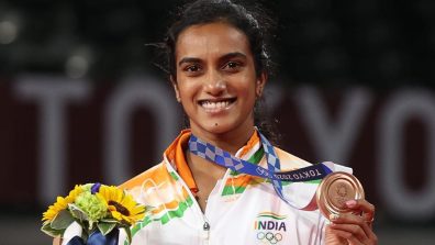 PV Sindhu Ends 2025 Season Early Due to Foot Injury, Focuses on Full Recovery for Next Year’s BWF Circuit