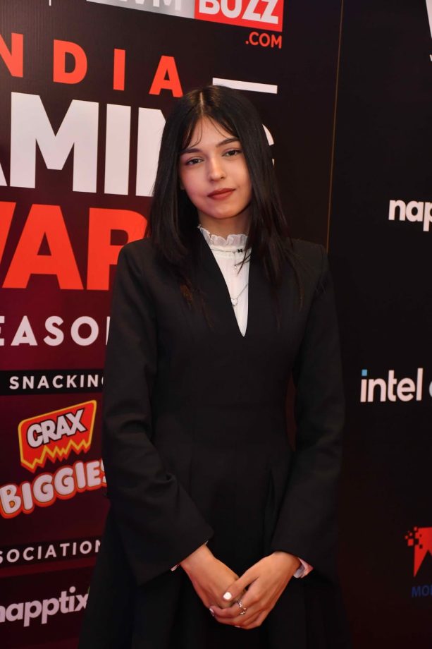 Red Carpet Glitz at Dentsu-IWMBuzz India Gaming Awards Season 4 972713