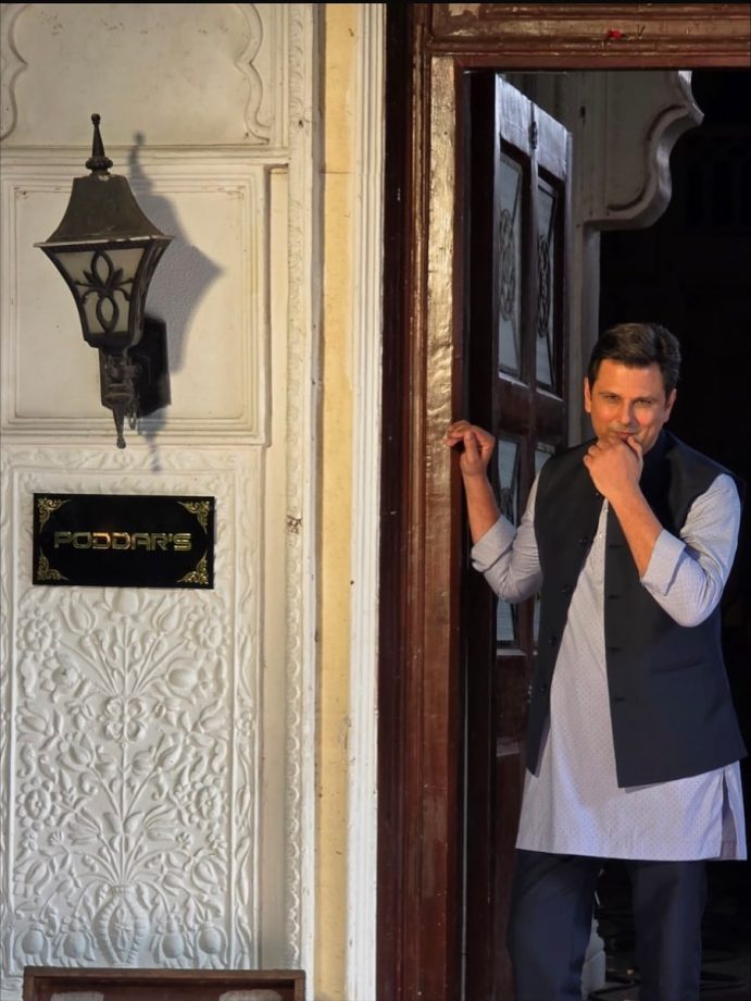 Sandeep Rajora Returns As Madhav Poddar In Yeh Rishta Kya Kehlata Hai, Shares Pics 972554